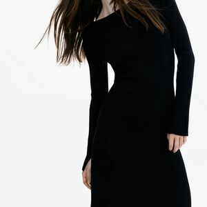 5/25$ - H&M Classic Ribbed Blue Long Sleeve Dress